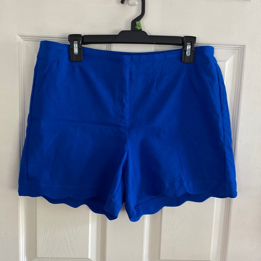 Women’s size 12 cobalt blue, Zac & Rachel scalloped edges, Pull-on short